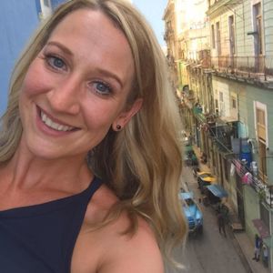 Meet your Posher, Crystal